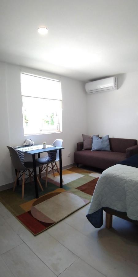 Tomarhousing - Studio Apartment Bagian luar foto